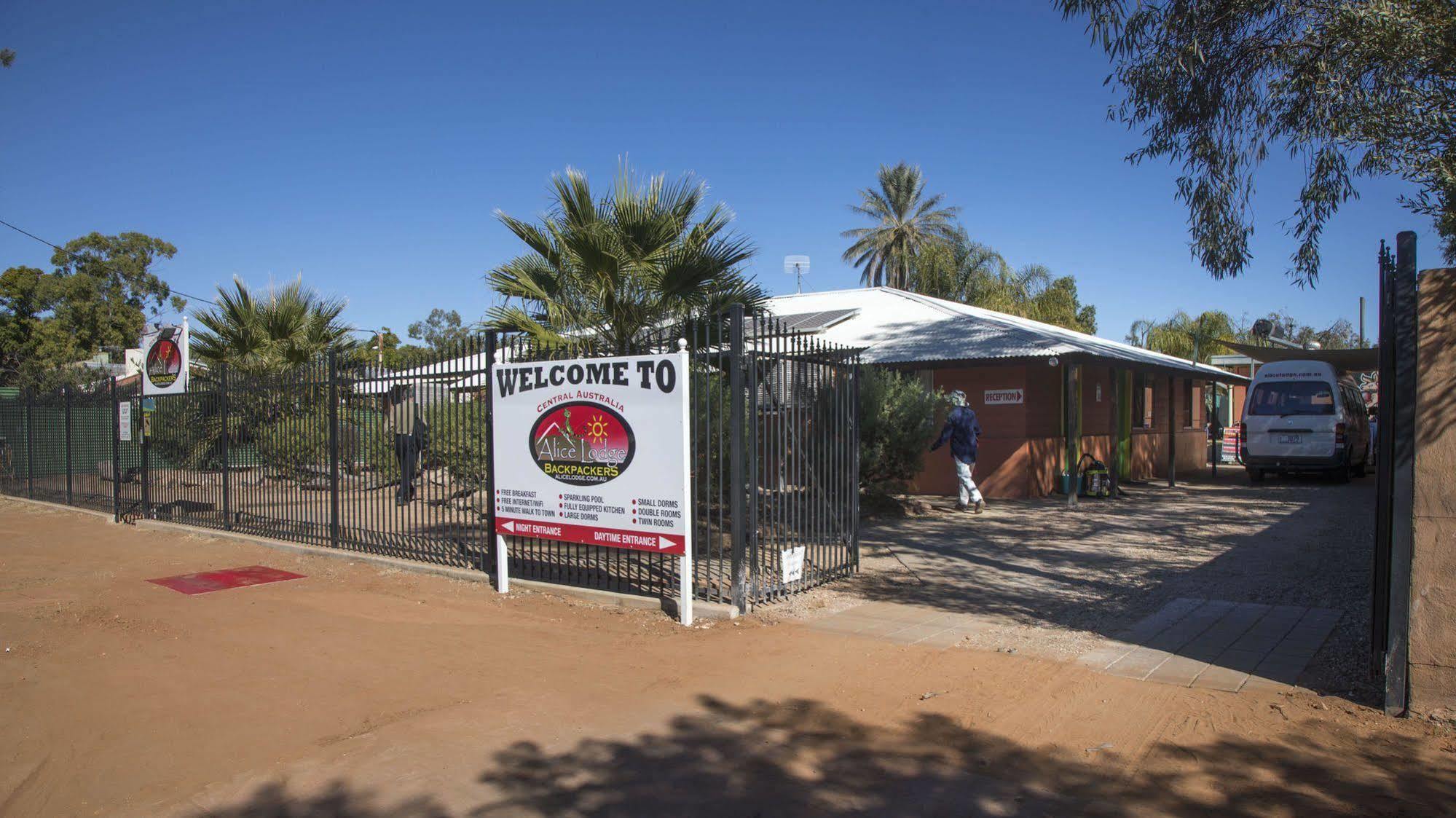 Alice Lodge Alice Springs Eksteriør bilde